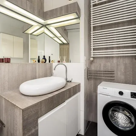 Modern Apartments II With Free Underground Parking Krakow Exterior photo