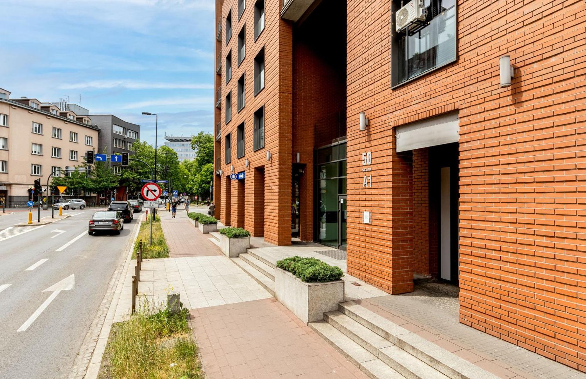 Apartment Modern Ii With Free Underground Parking