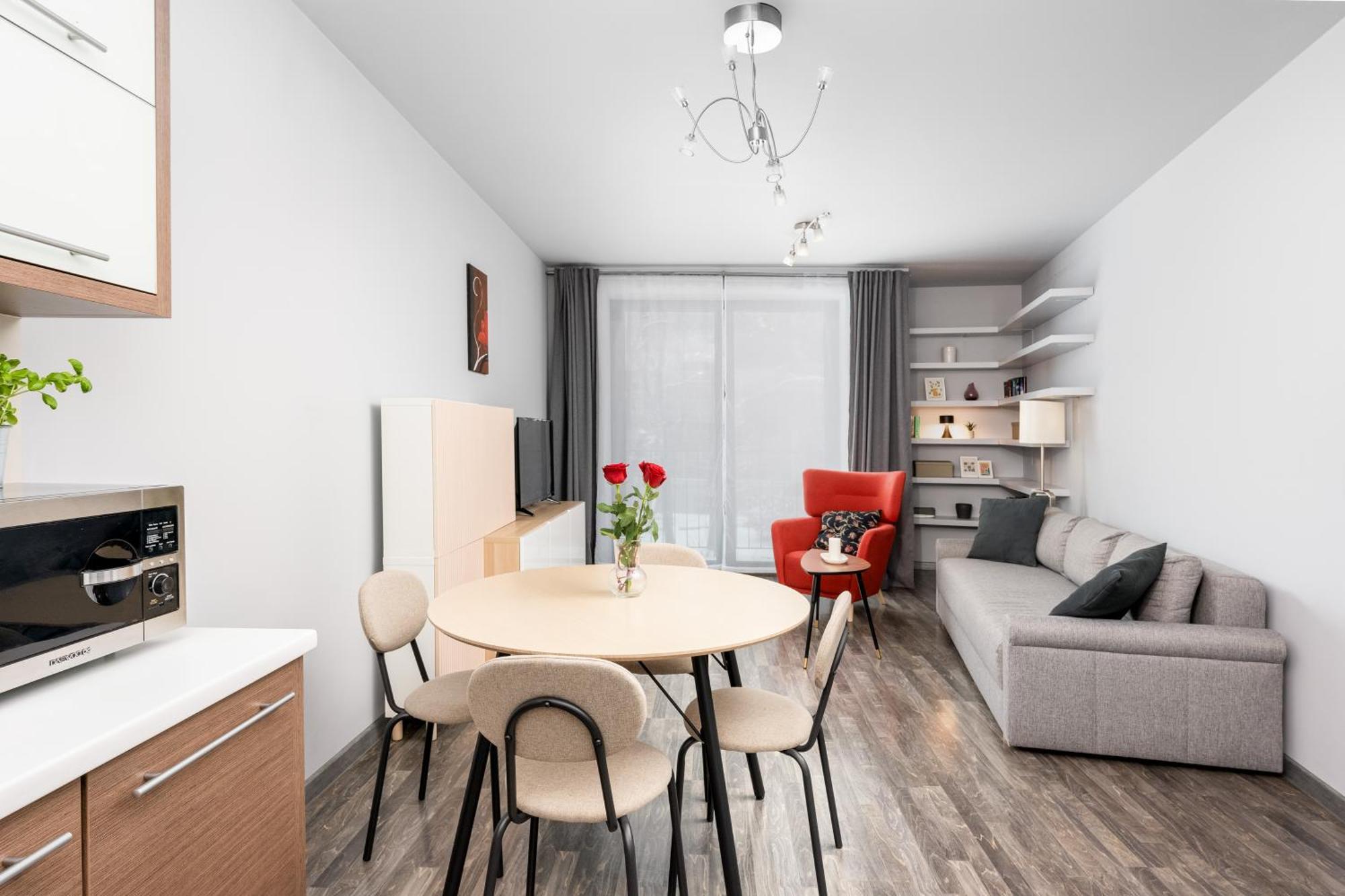 Modern Ii With Free Underground Parking Apartment *